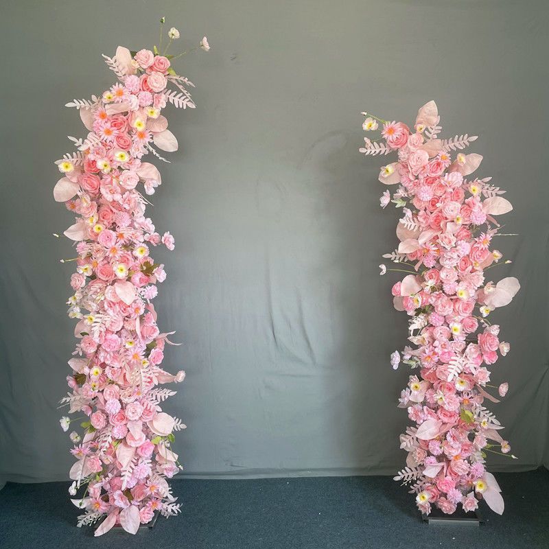 結婚式の道具鉄芸アーチの花棚牛の角の門の象牙の門の芝生の結婚式の羊の角の門の屋外は藤の棚に登ります。|undefined