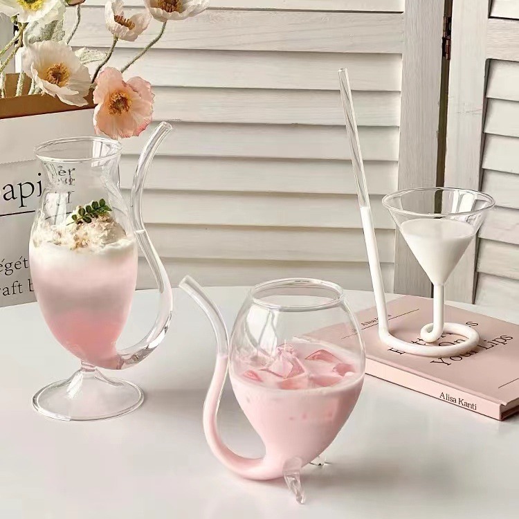 맞춤형 곡선 입 유리 뱀파이어 와인 잔 주스 컵 와인 잔 투명 현대 간단한 뱀파이어 와인 잔