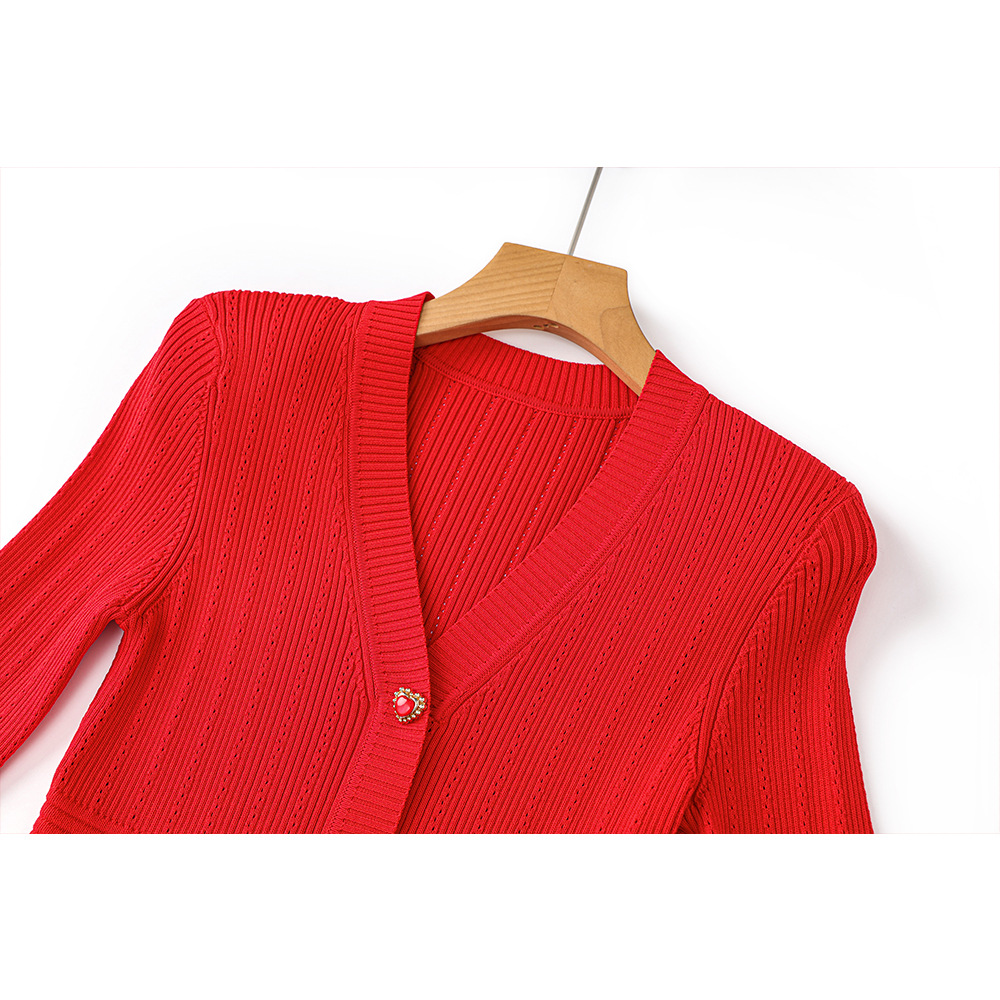 Vêtements pour femmes automne et hiver nouvelle robe rouge à col en V tempérament slim bouton d'amour jupe tricotée jupe courte en ligne A_voghion.com