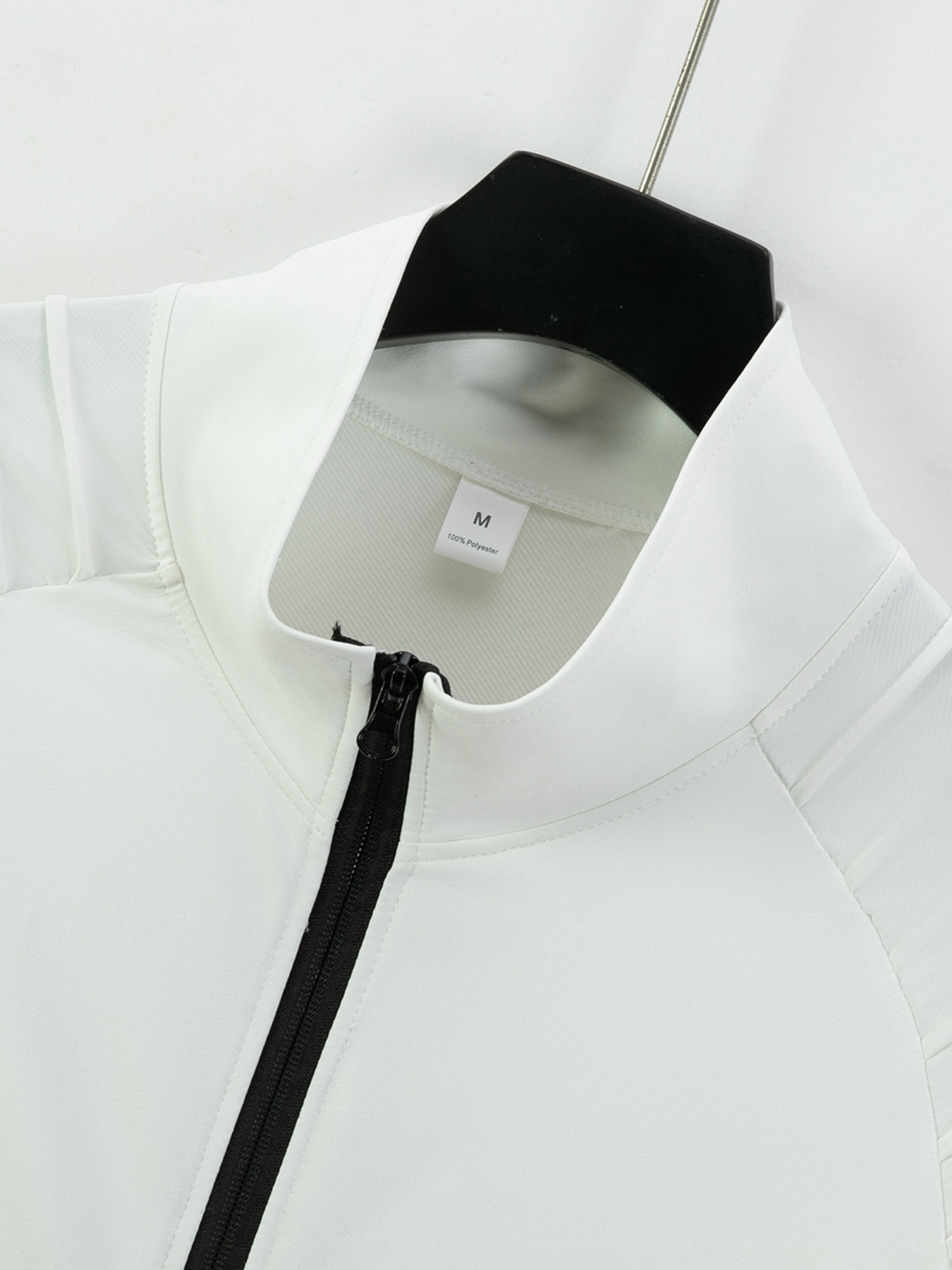 Men's Casual Stand-up Collar Zipper Jacket With Pleated Detail_voghion.com