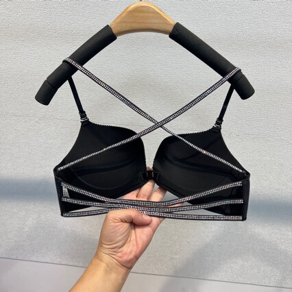 New Style Front-Clasp Sexy Rhinestone Bra with Halter Neck, Beautiful Back, Push-Up Bra for Small Busts, Thick Cup, Pure Desire Style, Summer Thin Cup, Thin Straps New Style Front-Clasp Sexy Rhinestone Bra with Halter Neck, Beautiful Back, Push-Up Bra for Small Busts, Thick Cup, Pure Desire Style, Summer Thin Cup, Thin Straps