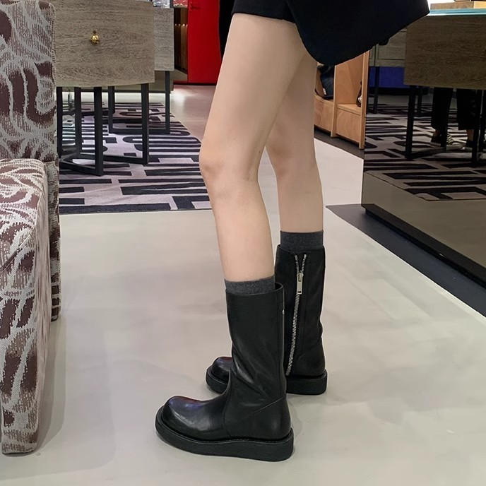 葡萄妈studiolee 增高4.5cm~经典圆头侧拉链显瘦厚底中筒骑士靴女|undefined