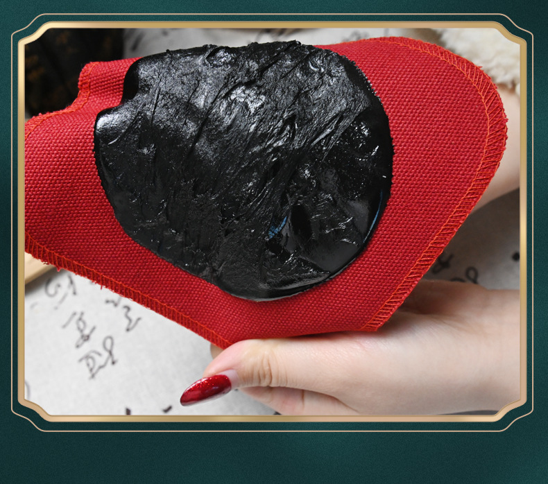 Traditional Handmade Black Herbal Plaster Patch for Neck Back and Knees 14x14cm Red Cloth Backing preparation