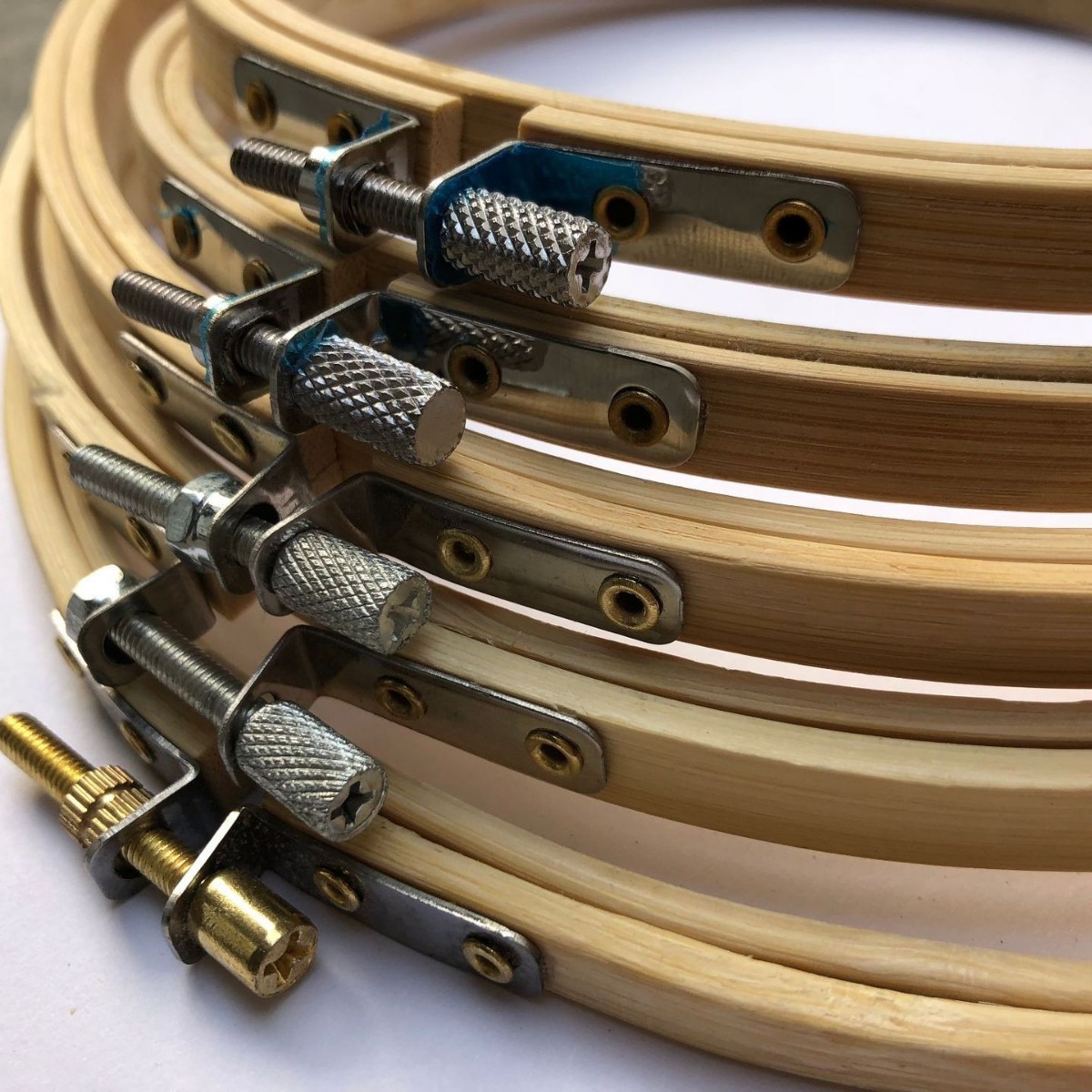 Aro de bordado de bambú para punto de cruz, herramientas artesanales, fabricante de aros de bordado DIY, suministro en stock, comercio exterior