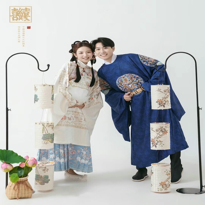 Studio pregnant women Dragon Year Theme Photography clothing new couple studio ancient style wedding photo shooting Hanfu suit