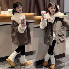 2024年女童外套冬季新款中大童大翻领加绒派克服时尚加厚休闲