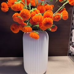 白い縦模様の模造セラミック花瓶フラワーアレンジメントモダンなシンプルなランタンプラスチック花瓶オフィスホーム装飾花容器水貯蔵