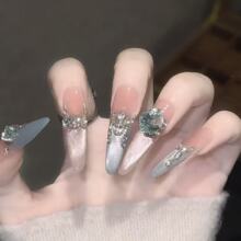 冰透雾蓝猫眼穿戴甲轻奢碎钻爆闪显白新娘婚礼富家千金美甲贴片