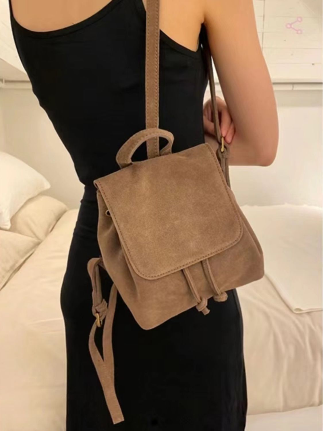 韩系复古小众双肩包包女秋冬新款麂皮少女背包感学生书包外贸批发