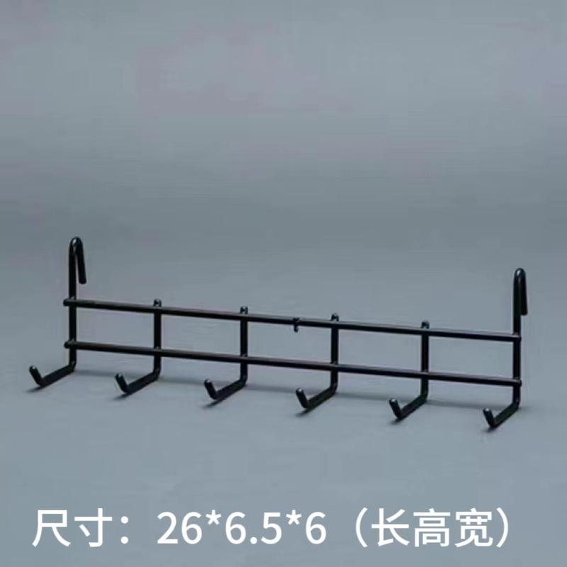 鉄製の格子がかごの網を掛けてかごの寮の少女の写真の壁の装飾を掛けてかごを掛けます。|undefined