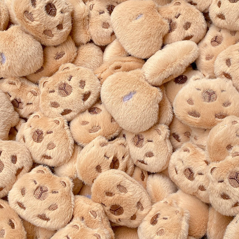 Accesorios de muñecas pequeñas Kapibala de felpa de dibujos animados lindo pez globo rojo muñeca bolsa accesorios para sombreros accesorios