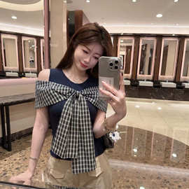 2026大码甜美风蝴蝶结露肩格纹短袖T恤女夏季修身显瘦设计感上衣