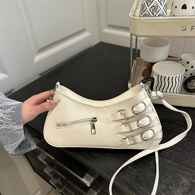 Bolso pequeño para mujeres 2025, primavera nueva moda de viaje, bolso de hombro, moda versátil, bolso de brazo de aire extranjero.