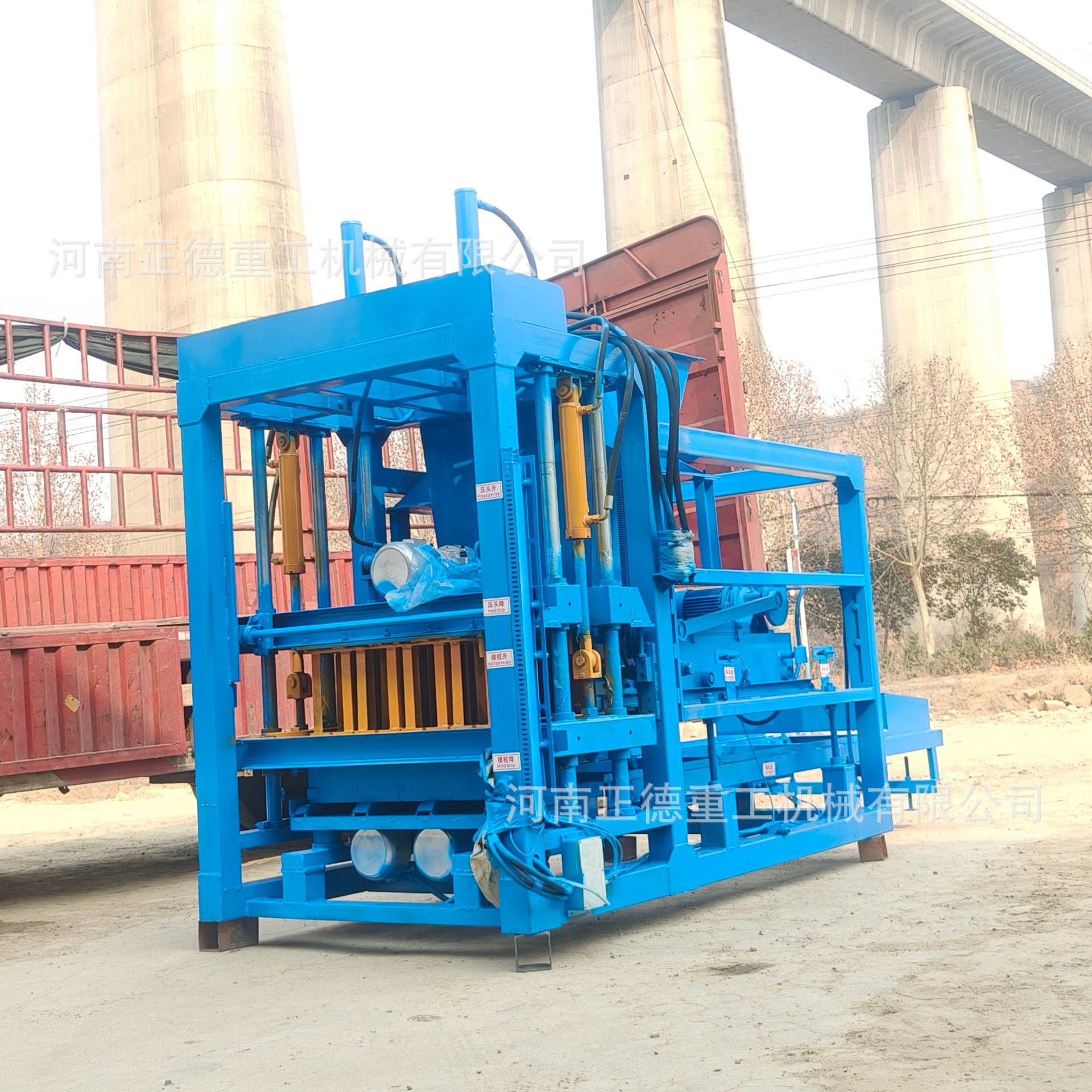 4-18 벽돌제조기(보증금)