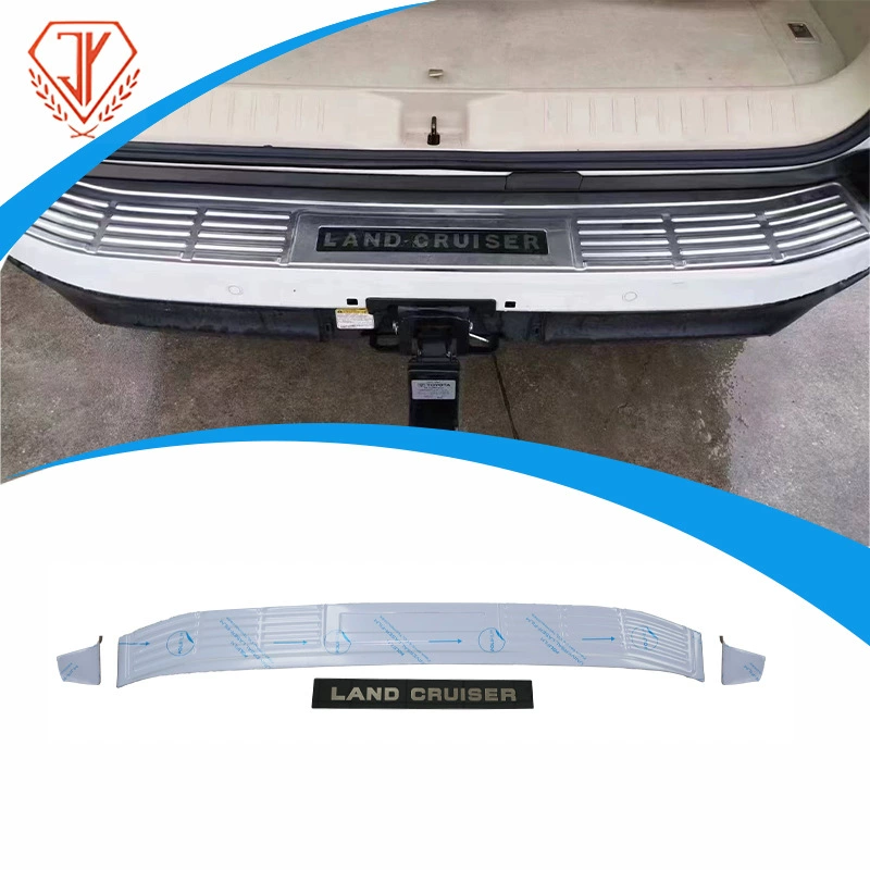 Цена заводской модификации применима к накладке порога багажника автомобиля Toyota Land Cruiser LC300 2022 года.