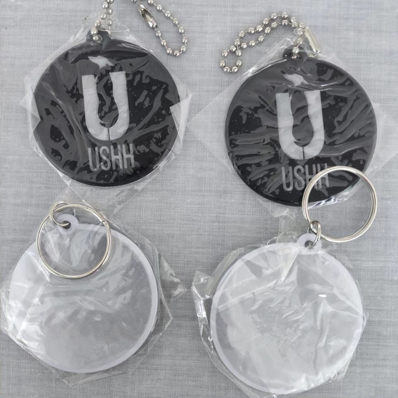 户外圆形可印LOGO反光钥匙扣学生书包反光挂件自行车安全反光挂件