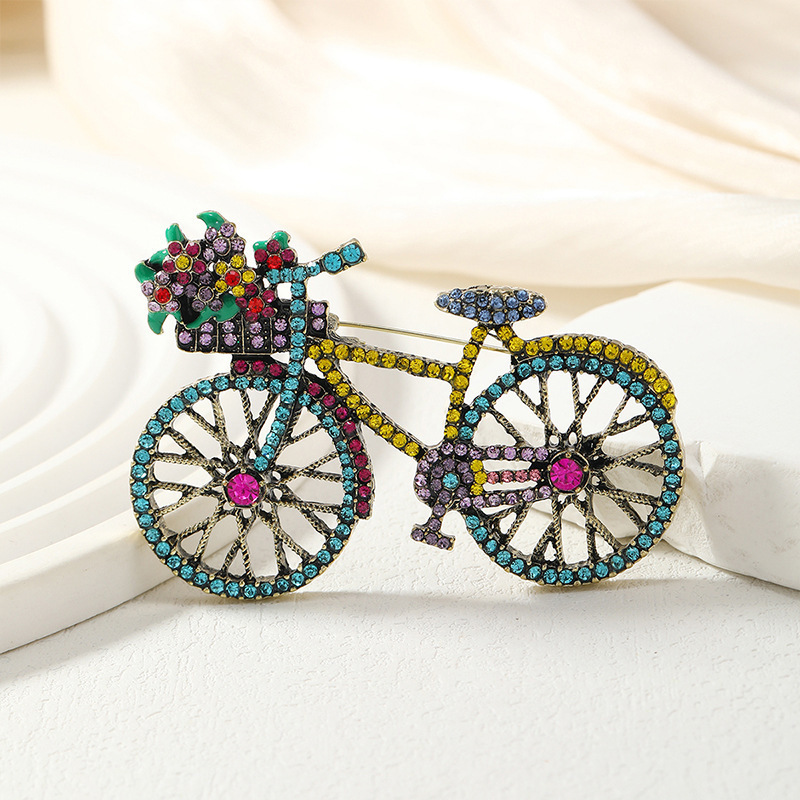 Creative middle-ancient new bicycle rhinestone brooch fashion flower bicycle pin women's coat corsage in stock generation hair