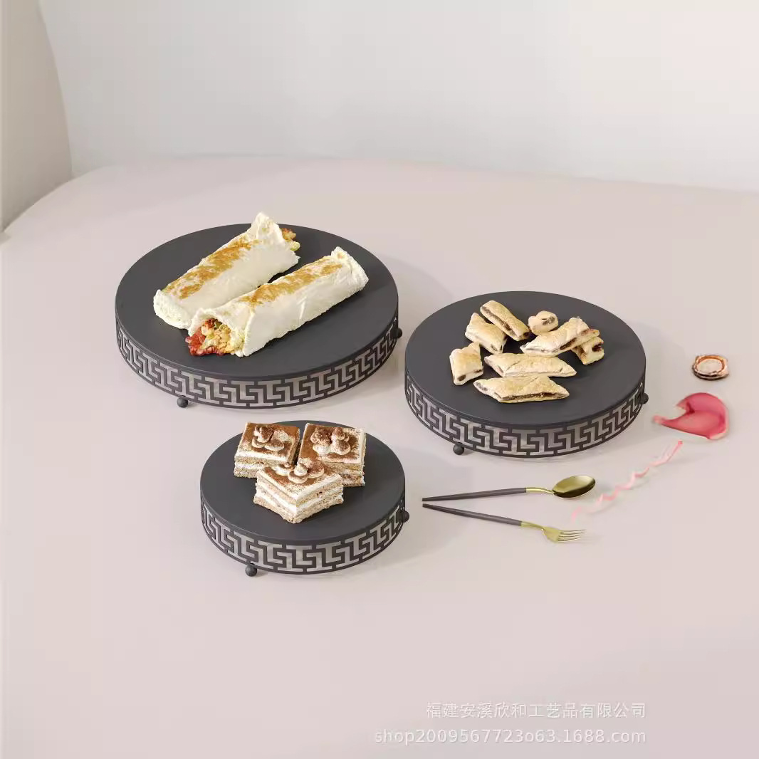 Fijación de pastel de hierro forjado de oro / bandeja de pastel de tres piezas / bandeja de frutas / bandeja de bodas de West Point