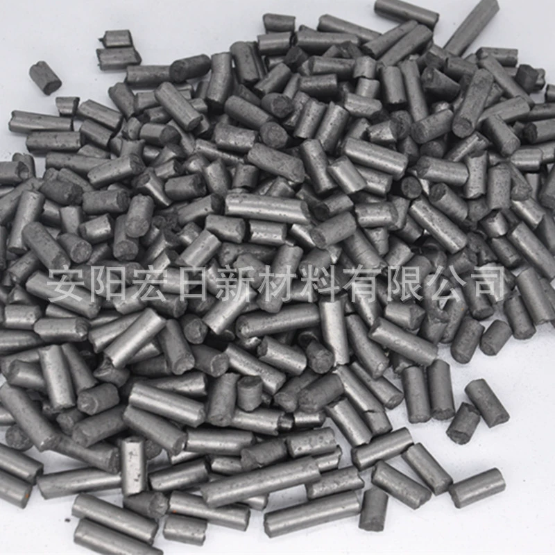 Графитовый колонный углеродный усилитель, низкий содержание серы и азота, коэффициент абсорбции выше 92, быстрое плавление, хороший материал для производства стали и литья.