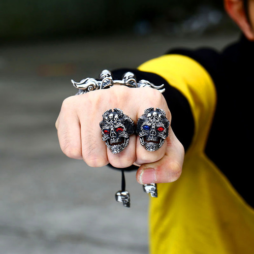 beier European and American retro jewelry wholesale titanium steel men's ring punk domineering skull stainless steel ring