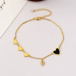 项链;耳环;手链