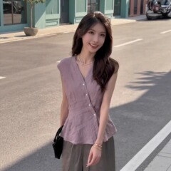 韓国風 V ネック斜めボタンパープルノースリーブシャツ女性のための夏のデザインウエスト痩身ノースリーブベストトップ