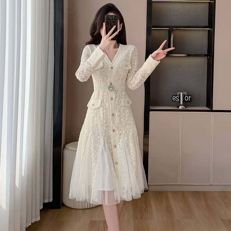 (Mới) Mã B3240 Giá 1170K: Váy Đầm Xòe Liền Thân Nữ Guryt Hàng Mùa Xuân Thu Đông Thời Trang Nữ Chất Liệu Ren G04 Sản Phẩm Mới, (Miễn Phí Vận Chuyển Toàn Quốc).