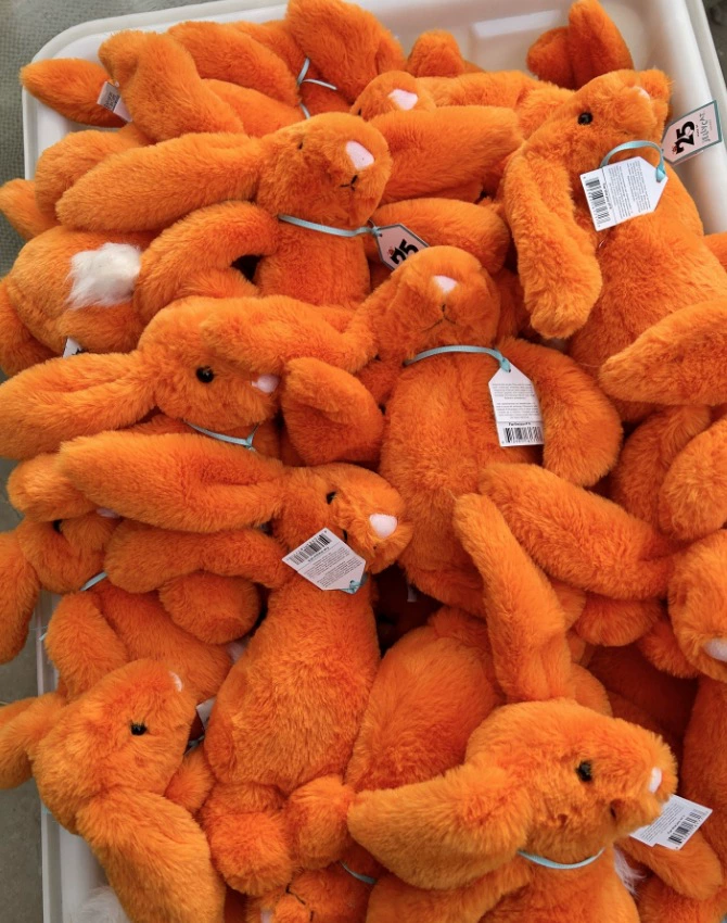 Carefully selected 48 pieces in stock British fun series collection plush doll Barceló Bear Matcha Dragon comfort doll