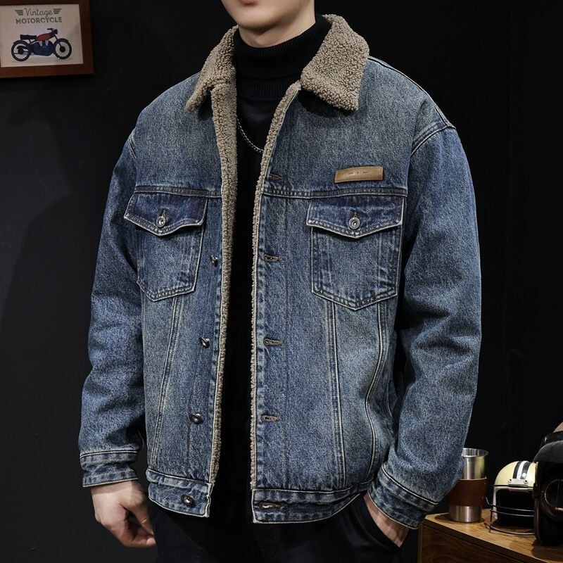 Winter lamb wool-lined, thickened denim jacket, men's trendy American retro style, stylish and warm cotton coat Winter lamb wool-lined, thickened denim jacket, men's trendy American retro style, stylish and warm cotton coat