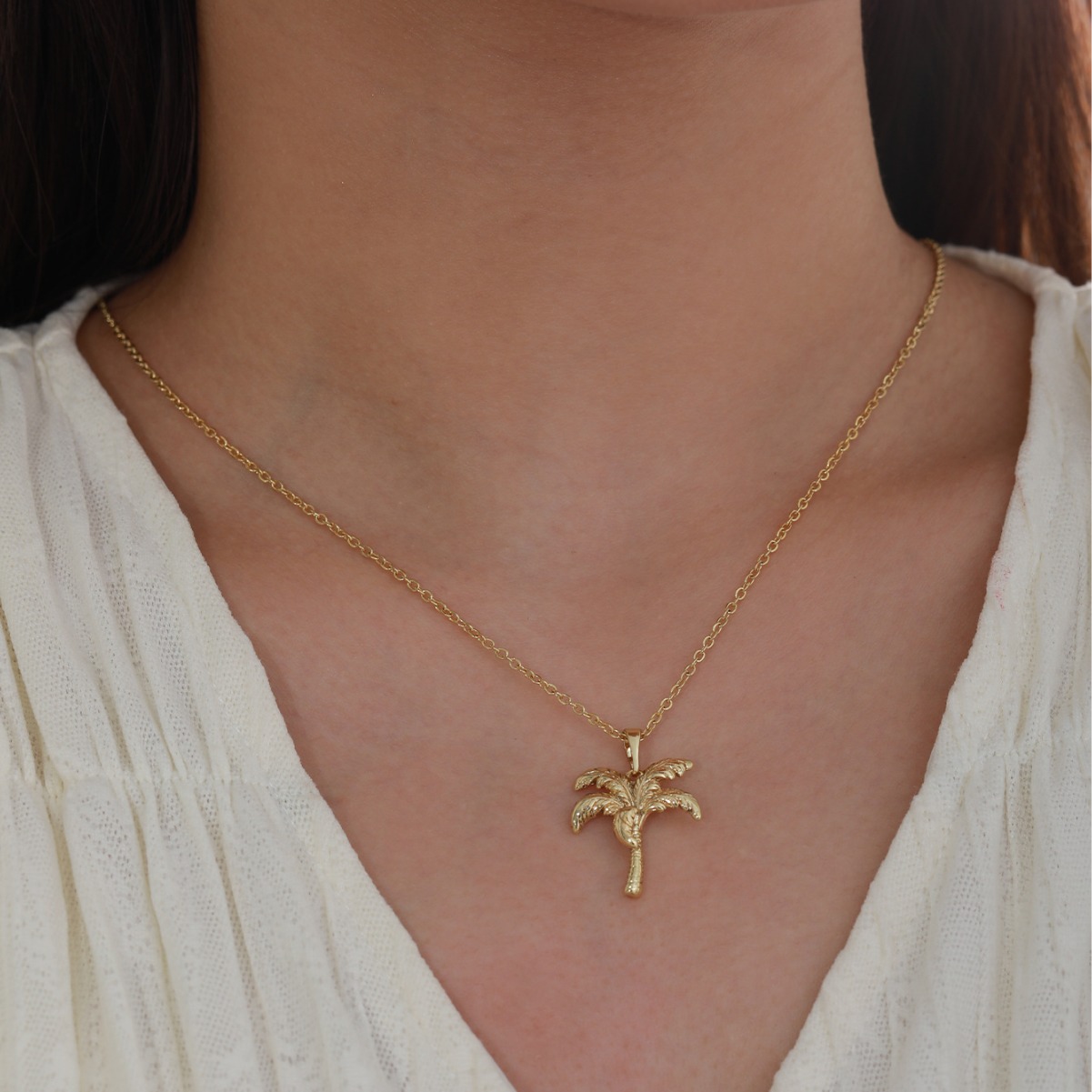 Xuping joyería aleación dorada colgante de árbol de coco colgante de verano de alto nivel de moda europea y americana colgante de nicho para mujeres