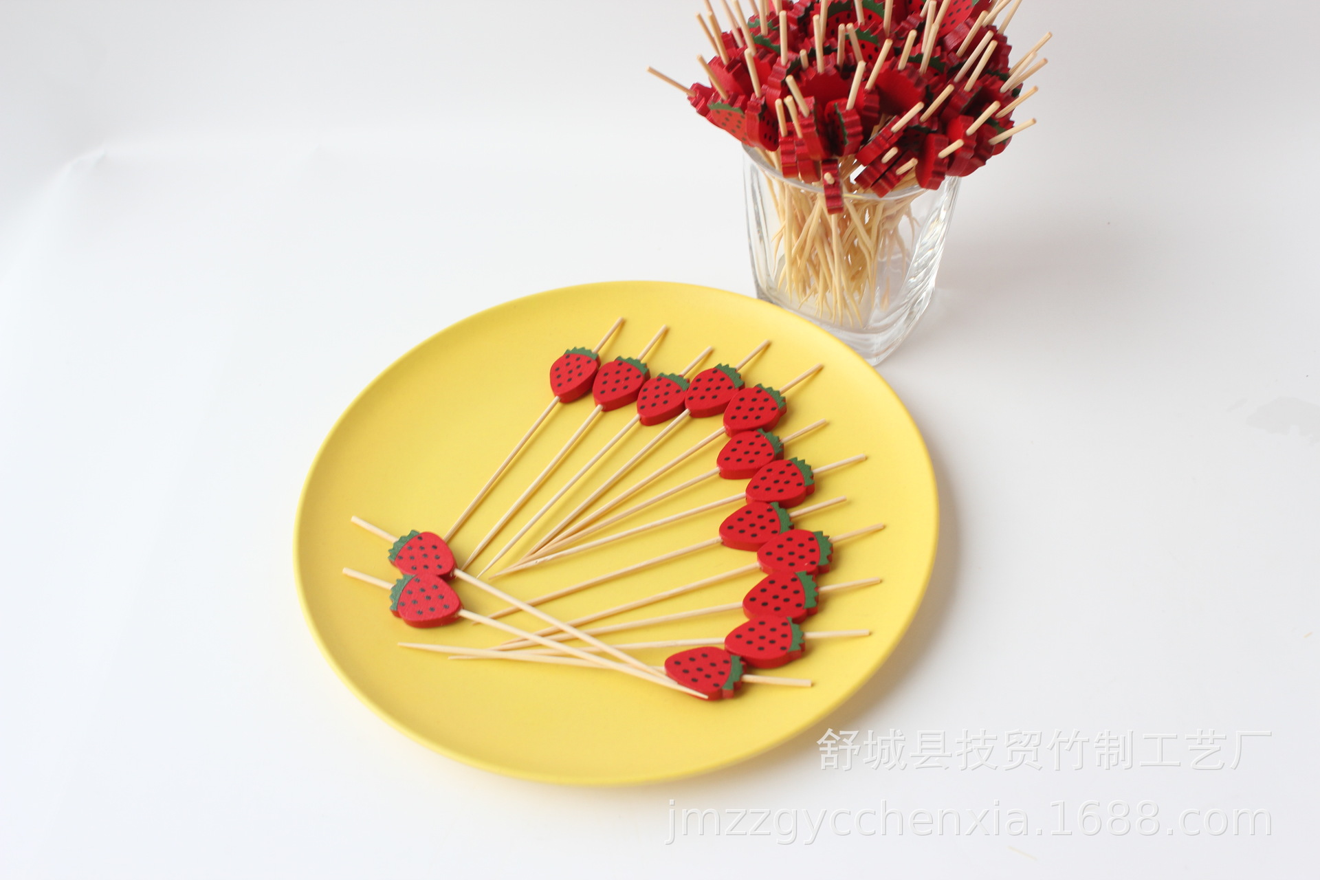 Punto negro rojo fresa fruta signo 100/paquete fresa cuentas sándwich signo de hamburguesa signo de decoración creativa Amazon