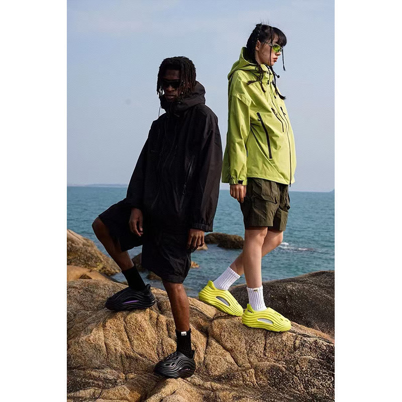 Summer Coconut Clogs for Men 2026 New Style Summer Outdoor Closed-Toe Sports Beach Sandals Closed-Toe Women's Model Summer Coconut Clogs for Men 2026 New Style Summer Outdoor Closed-Toe Sports Beach Sandals Closed-Toe Women's Model