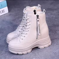 Низкие ботинки martens, платформенные ботильоны, осенний тренд, шнуровка, размеры 34–40