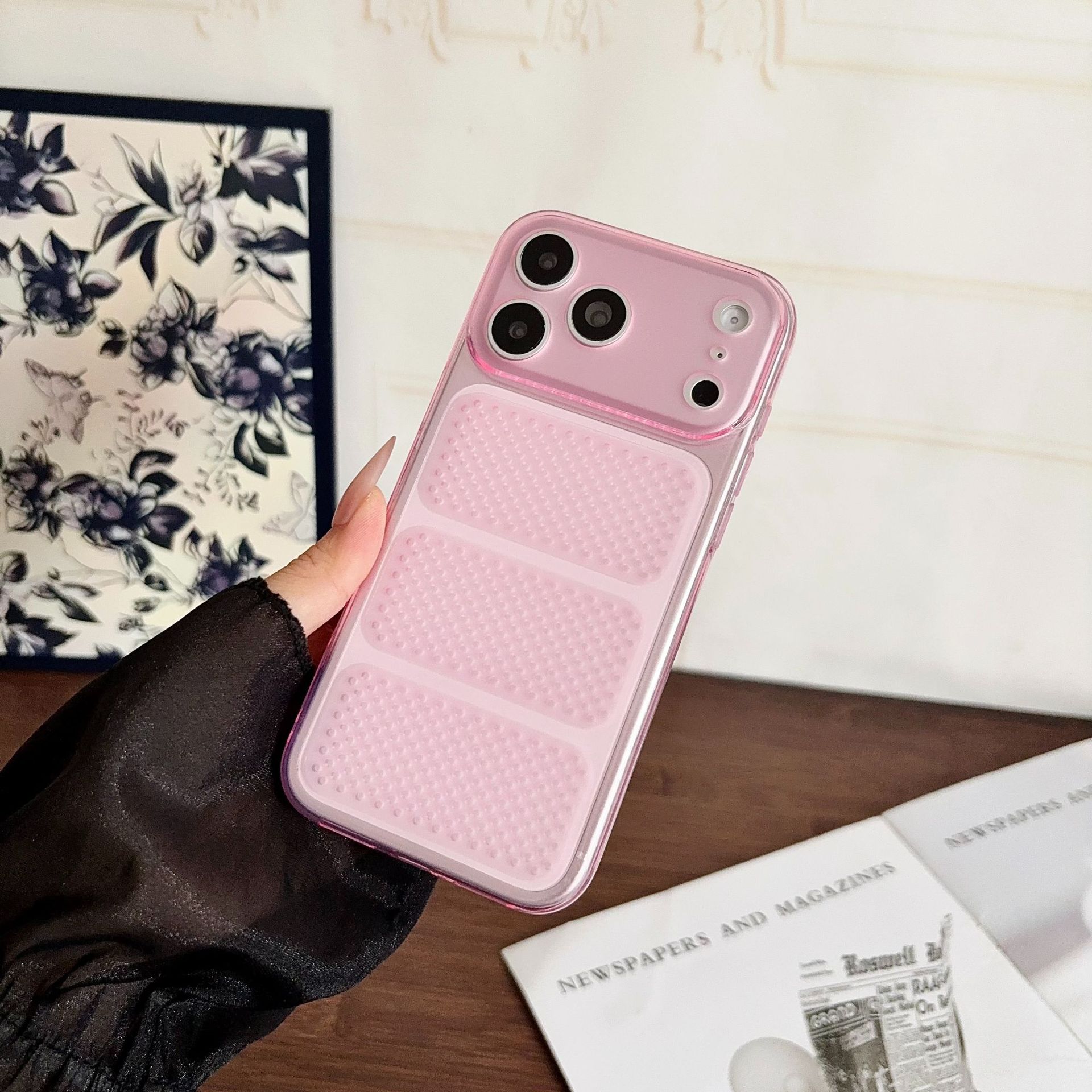 Funda Antigolpes con Disipación de Calor para iPhone 17 Pro Max y 16, Silicona TPU, Transpirable image 9