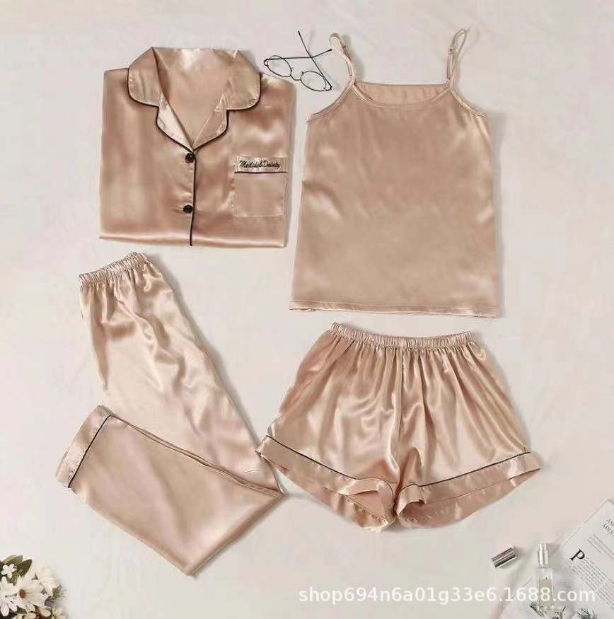 Comercio exterior transfronterizo europeo y americano Traje de hogar impreso para mujer Pijamas de moda Traje de cuatro piezas fino Four Seasons Universal