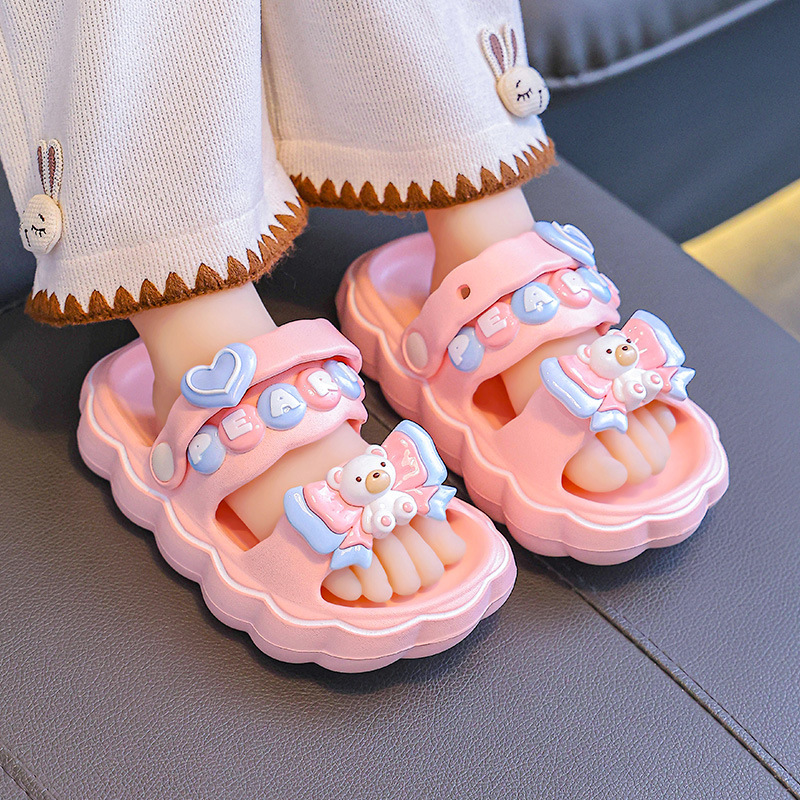 Nuevas sandalias EVA para niños lindos niños dos zapatillas de verano suaves antideslizantes zapatillas de bebé