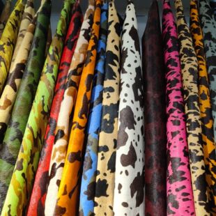 �Բ��pɫ���y�RëƤ�F؛���Ƥ�������^��ţëƤӡ����Ƥ�Ҿ��b�