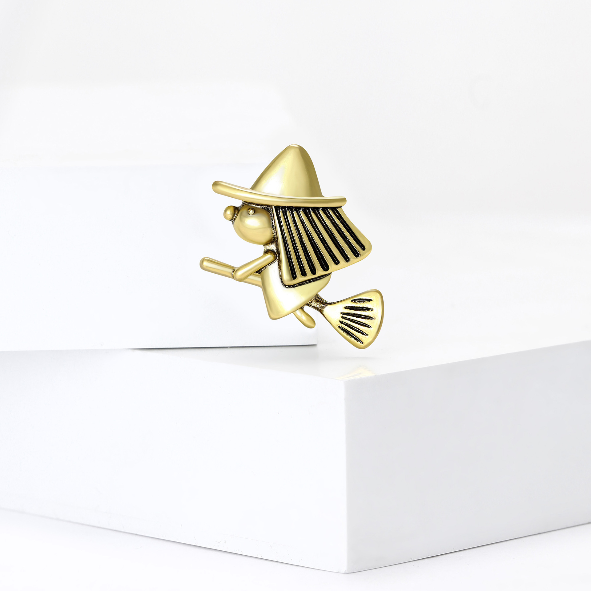 Cross-Border Hot-Selling European and American Cute Alloy Enamel Little Witch Brooch Versatile Women's Clothing Corsage Jewelry Pin