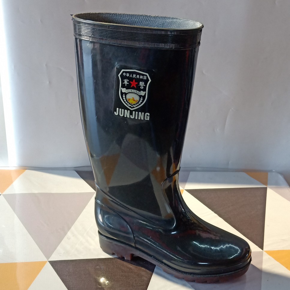现货供应PVC男士雨鞋批发高筒牛筋底雨鞋厂家直销工地劳保雨鞋