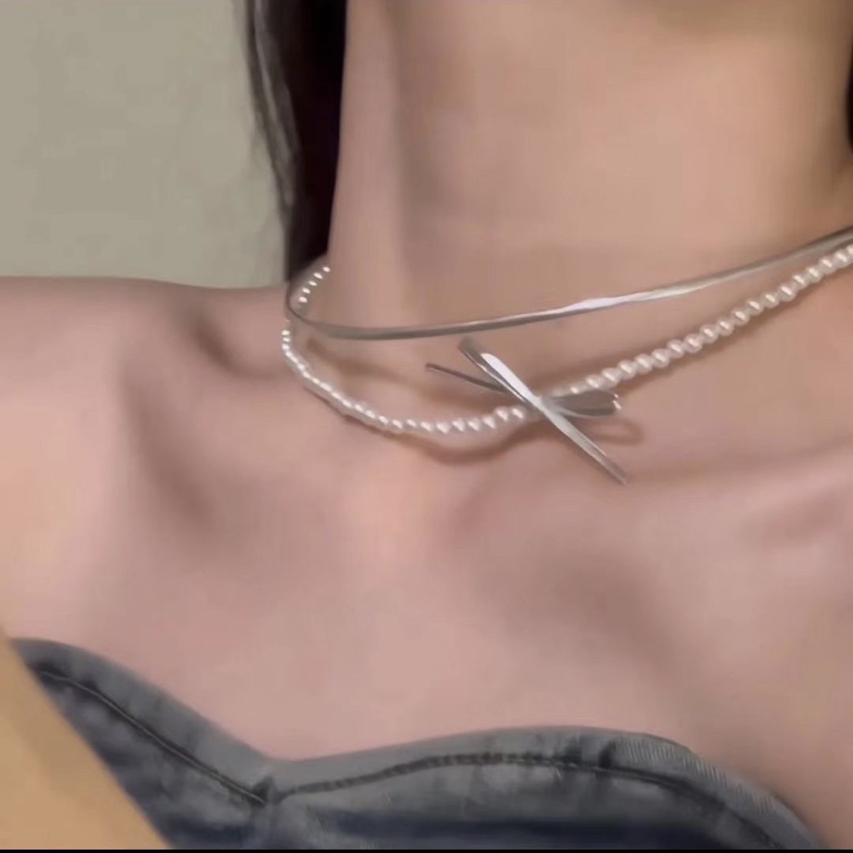 Elegant cute small design necklace with bow from pearl