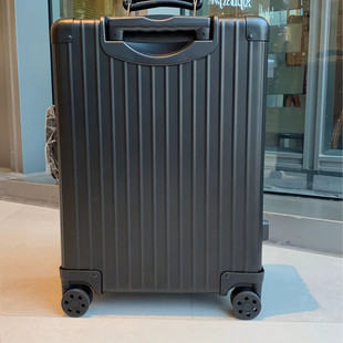 ��ĬR���V�XOriginal������Trunk�ǙC��Essential���U��Classic