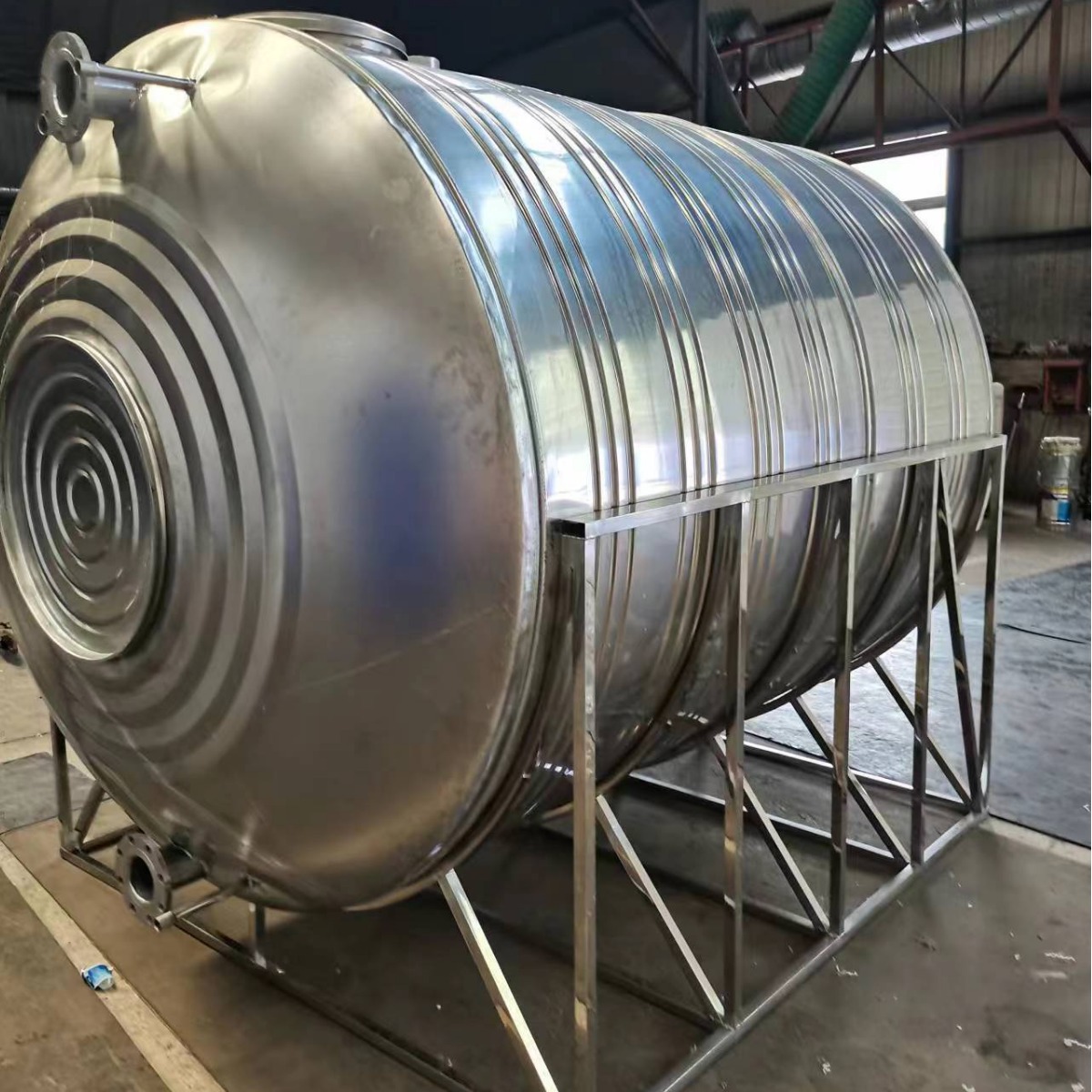 北京1吨 2吨 3吨10吨卧式不锈钢水箱不锈钢圆形水箱304不锈钢水箱