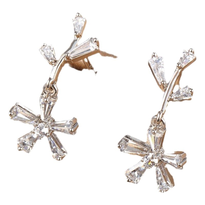Joyería Xuping flores de plantas aretes de flores coreanos de alta calidad temperamento simple diseño de pernos de orejas para mujeres