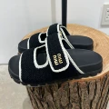Knitted Black
