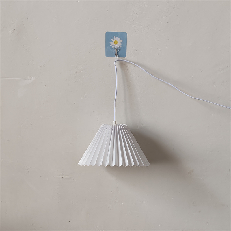 Lámpara plisada enchufable moderna minimalista Alquiler Apartamento B & B estudiante universitario dormitorio lámpara de noche