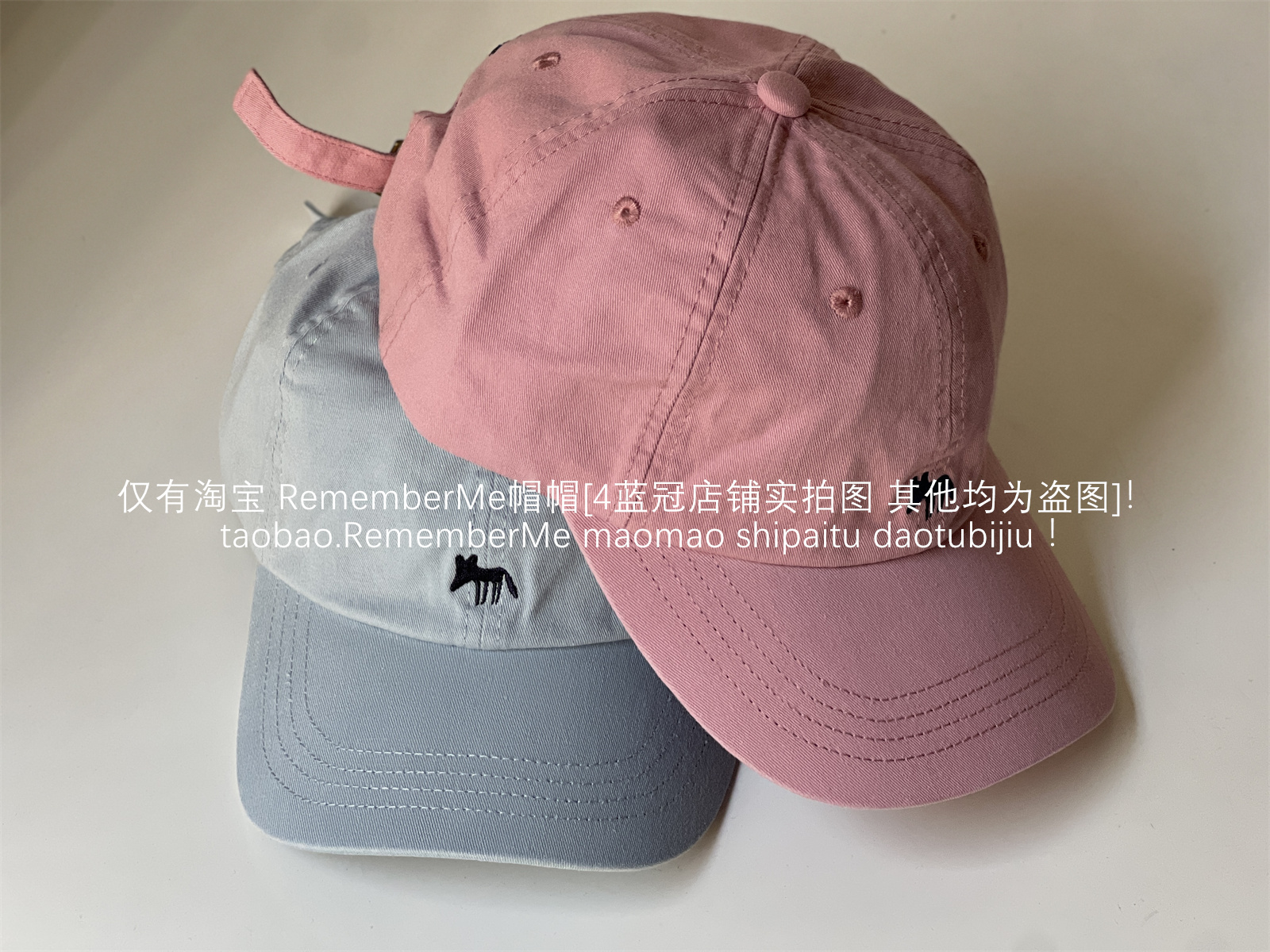 챙 폭 8cm, 길이 7cm, 모자 깊이 17cm, 수동 측정으로 인해 0.5cm의 오차가 있습니다.