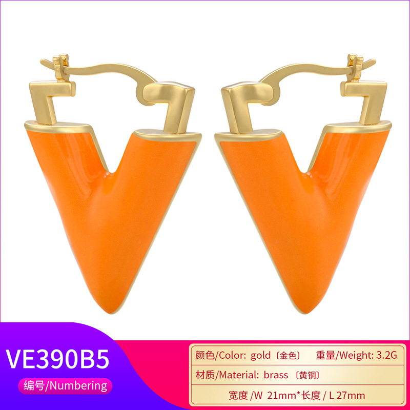 Retro V-shaped Copper Ear Buckle Wholesale Nihaojewelry display picture 7