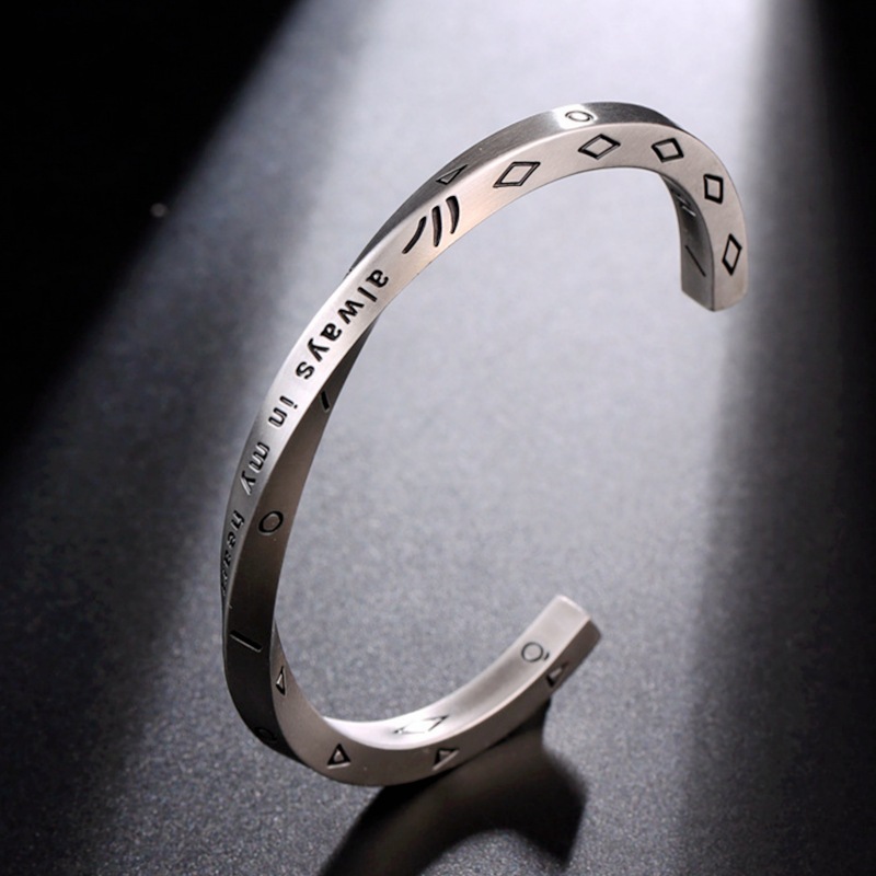 Europa y los Estados Unidos venden joyas de mano de moda moda personalidad de estilo vikingo pulsera de moda masculina Mobius pulsera pulsera