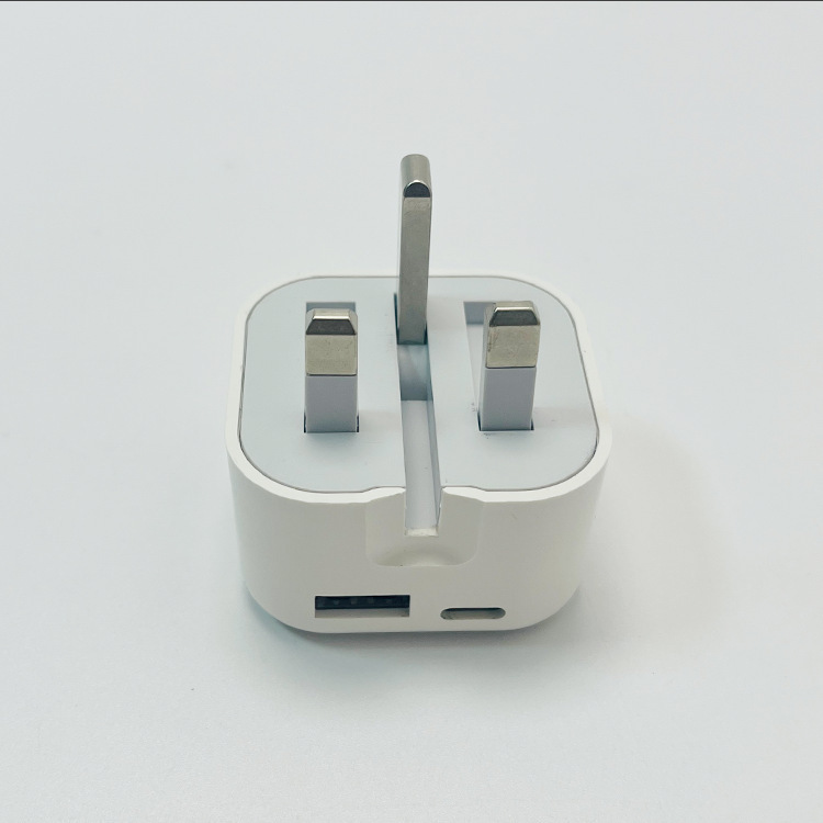 35WA+C 英国標準充電器デュアルポート高速充電ヘッド Apple Android 携帯電話 USB + PD 高速充電充電ヘッドに適しています|undefined