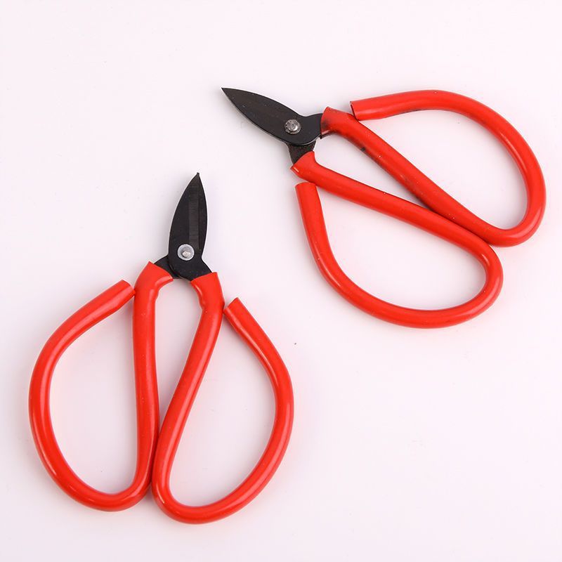 Self-produced and self-sold small fish head scissors nail clippers electronic industrial scissors Feng steel scissors Yiwu small commodity supply batch Self-produced and self-sold small fish head scissors nail clippers electronic industrial scissors Feng steel scissors Yiwu small commodity supply batch